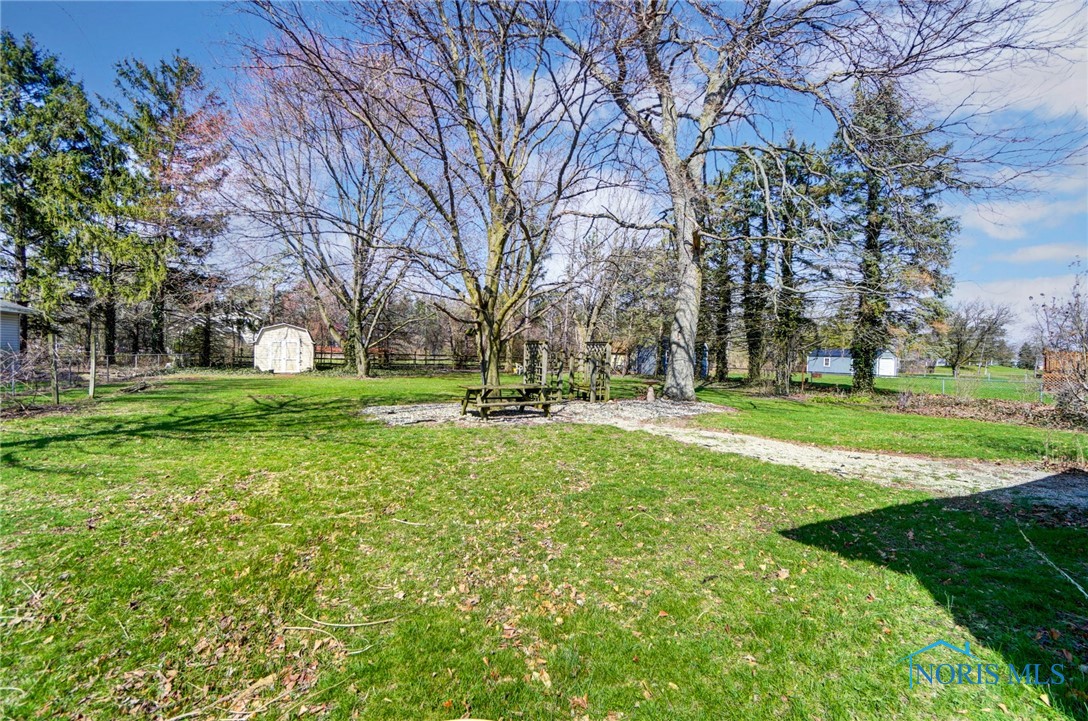 20611 N Dixie Highway, Bowling Green, Ohio image 39