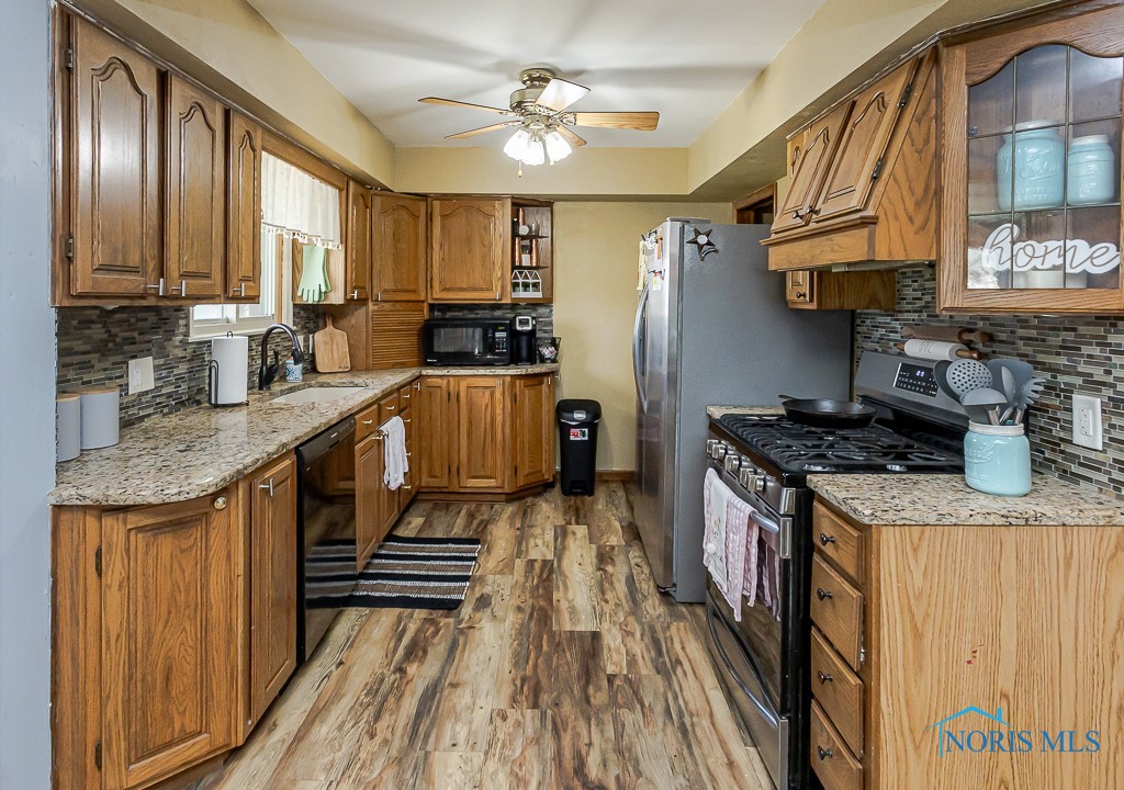 4949 Curtice Road, Northwood, Ohio image 18