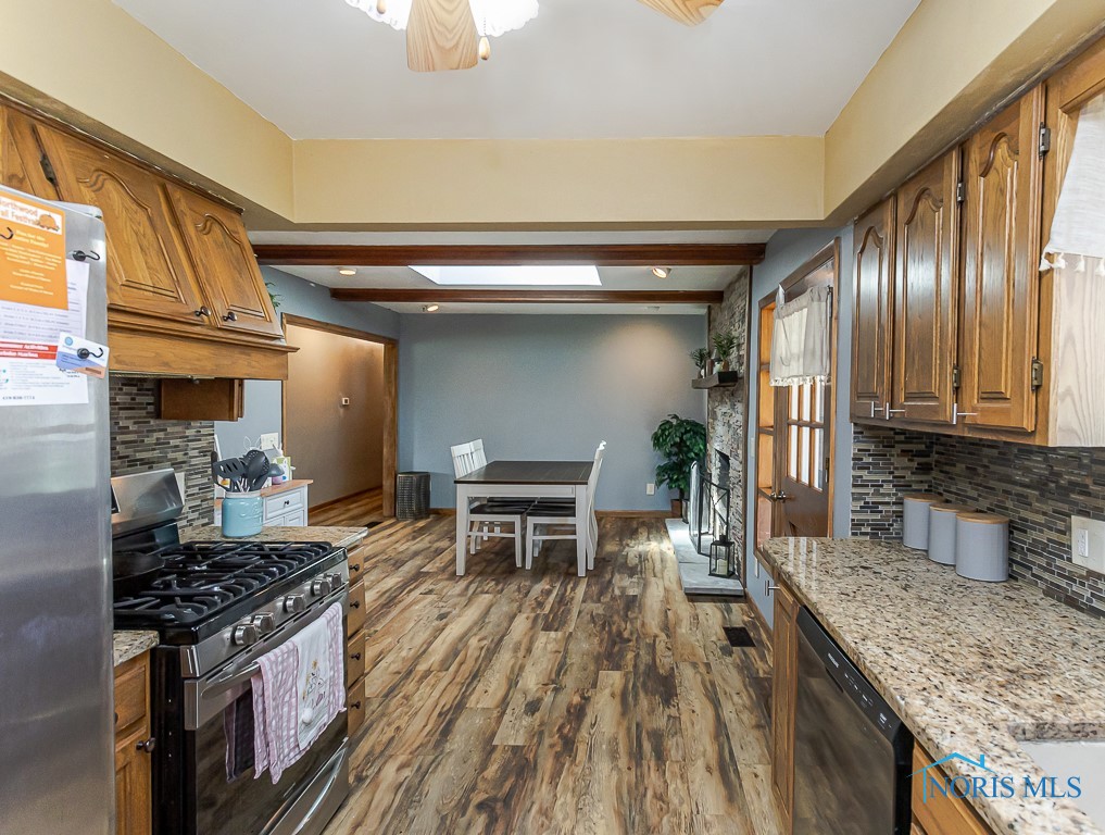 4949 Curtice Road, Northwood, Ohio image 22