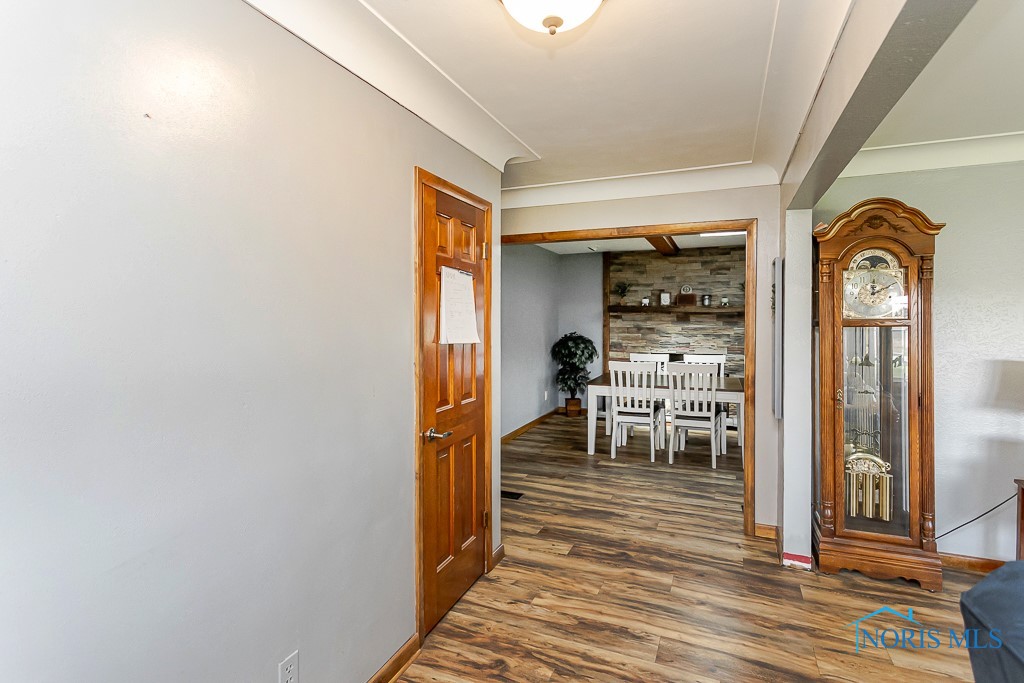 4949 Curtice Road, Northwood, Ohio image 25