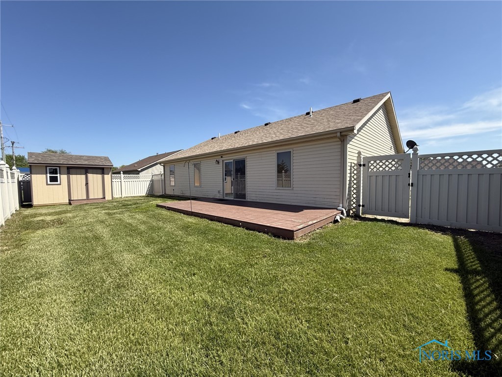 512 Fugate Drive, Defiance, Ohio image 3
