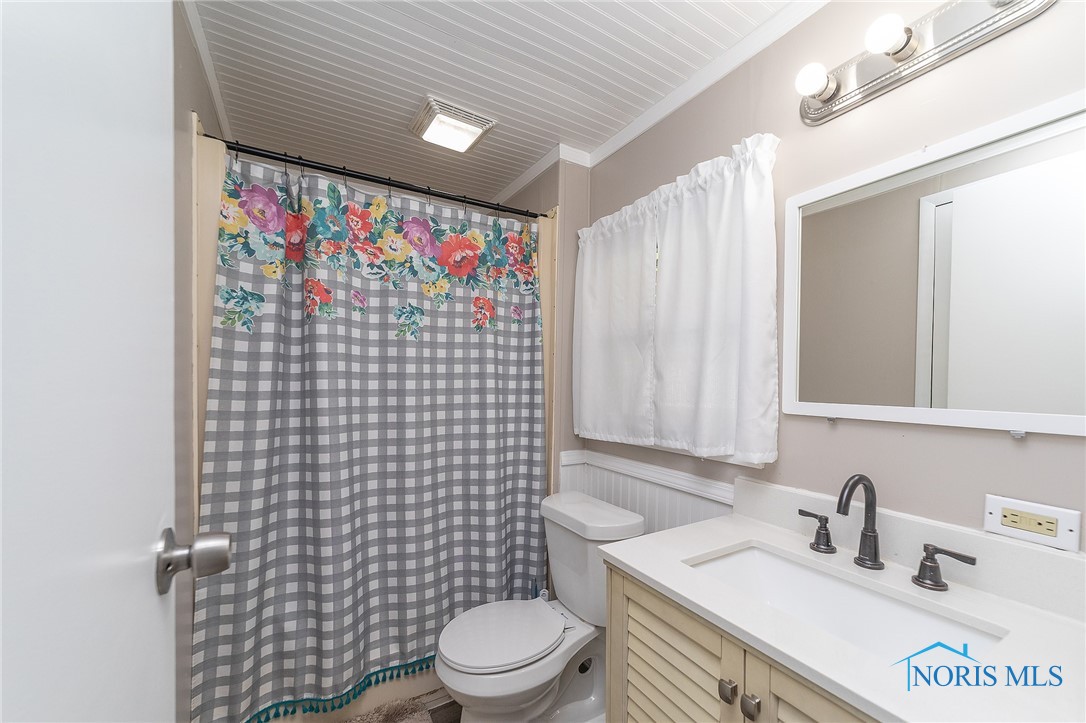 1203 Chateau Court, Findlay, Ohio image 19