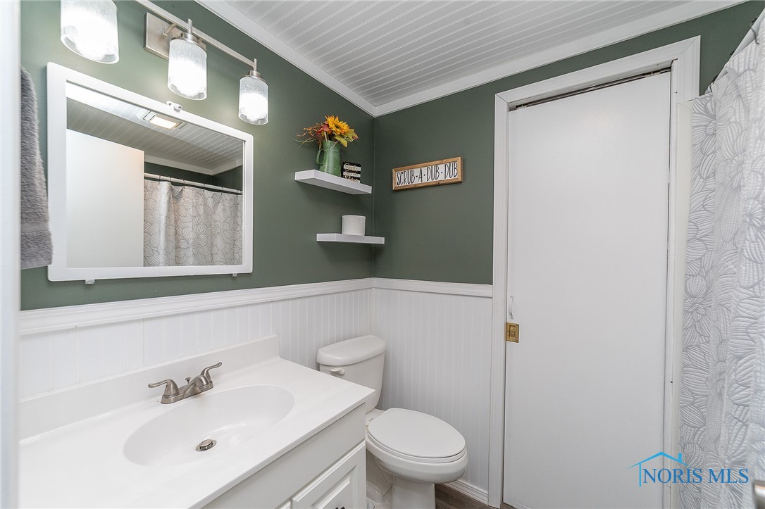 1203 Chateau Court, Findlay, Ohio image 13