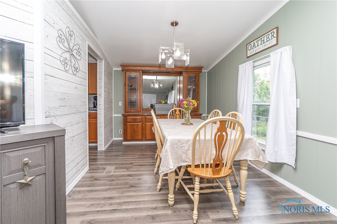 1203 Chateau Court, Findlay, Ohio image 10