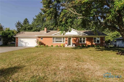 Photo of 1818 Westview Drive, Findlay, OH 45840 (MLS # 6136591)
