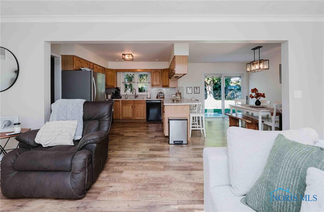 Findlay, Ohio 45840, United States, 3 Bedrooms Bedrooms, ,2 BathroomsBathrooms,Residential,Active,220018