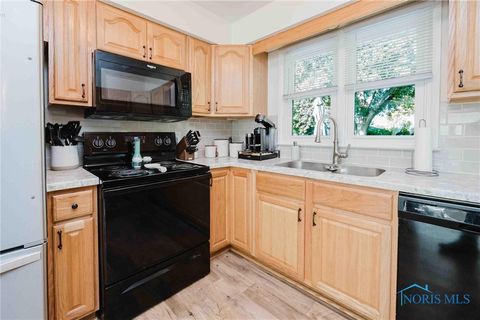 Tiny photo for 1818 Westview Drive, Findlay, OH 45840 (MLS # 6136591)