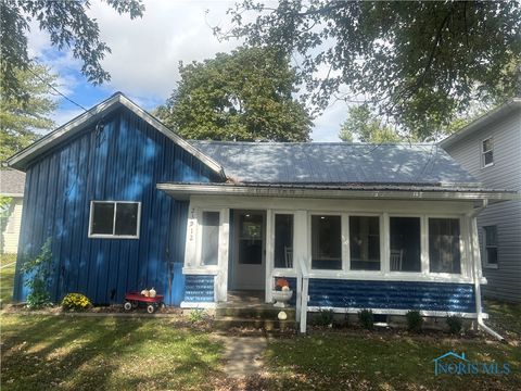 Tiny photo for 23912 E Second Street, Grand Rapids, OH 43522 (MLS # 6136945)