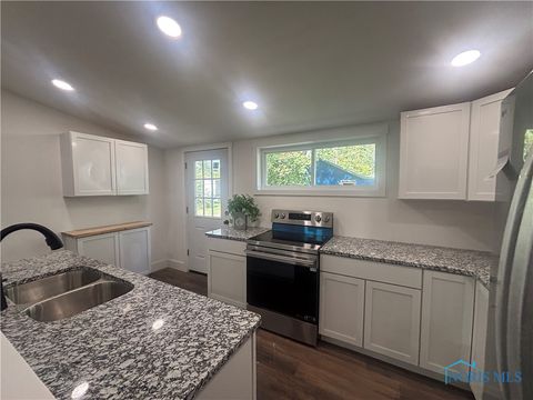 Tiny photo for 23912 E Second Street, Grand Rapids, OH 43522 (MLS # 6136945)