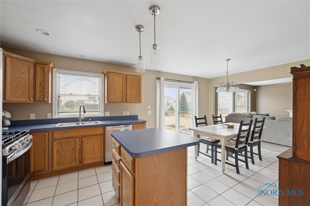 1701 Horseshoe Bend Drive, Perrysburg, Ohio image 20