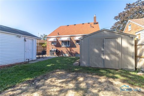 Tiny photo for 5220 302nd Street, Toledo, OH 43611 (MLS # 6136469)