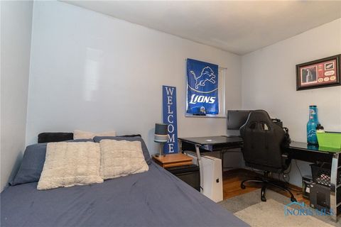 Tiny photo for 5220 302nd Street, Toledo, OH 43611 (MLS # 6136469)
