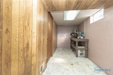 Tiny photo for 5220 302nd Street, Toledo, OH 43611 (MLS # 6136469)