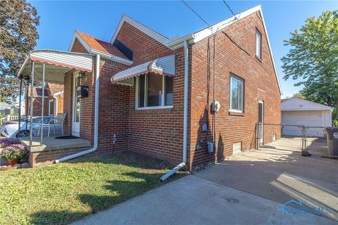 Tiny photo for 5220 302nd Street, Toledo, OH 43611 (MLS # 6136469)