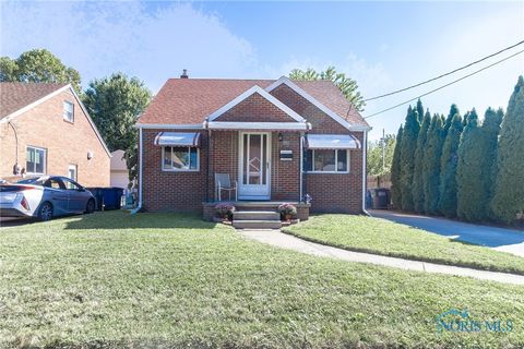 Photo of 5220 302nd Street, Toledo, OH 43611 (MLS # 6136469)