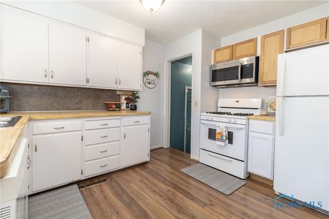 Tiny photo for 5220 302nd Street, Toledo, OH 43611 (MLS # 6136469)