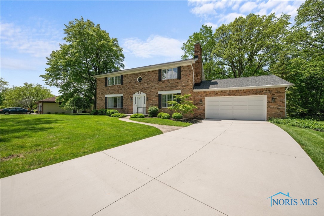 806 Woodstock Court, Findlay, Ohio image 4