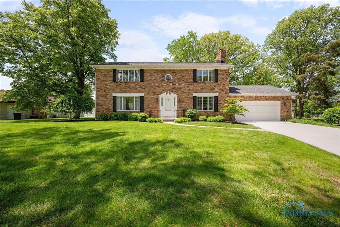 806 Woodstock Court, Findlay, Ohio image 3