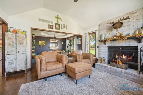 Tiny photo for 3904 Oakfield Drive, Oregon, OH 43616 (MLS # 6136415)