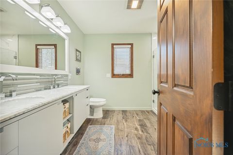 Tiny photo for 3904 Oakfield Drive, Oregon, OH 43616 (MLS # 6136415)
