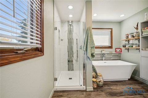 Tiny photo for 3904 Oakfield Drive, Oregon, OH 43616 (MLS # 6136415)