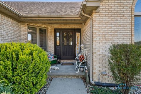 Tiny photo for 3904 Oakfield Drive, Oregon, OH 43616 (MLS # 6136415)