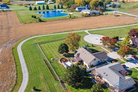 Tiny photo for 3904 Oakfield Drive, Oregon, OH 43616 (MLS # 6136415)