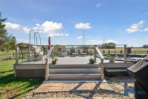 Tiny photo for 3904 Oakfield Drive, Oregon, OH 43616 (MLS # 6136415)