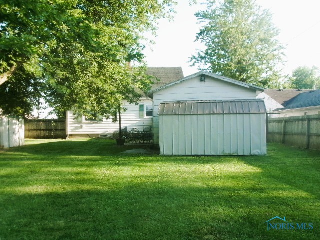1417 E 3rd Street