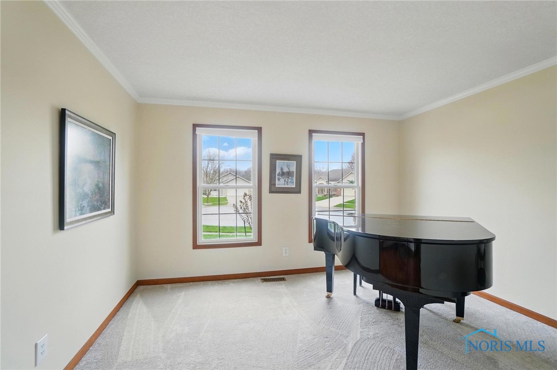 1429 Sawmill Cove, Findlay, Ohio image 3