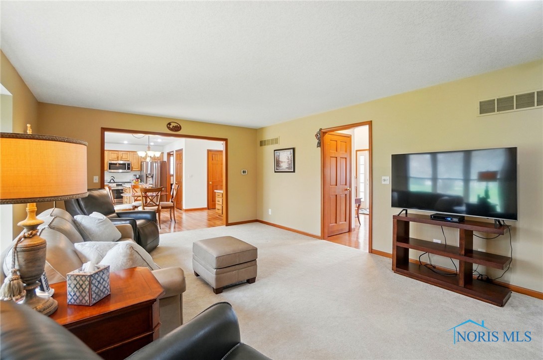 1429 Sawmill Cove, Findlay, Ohio image 15