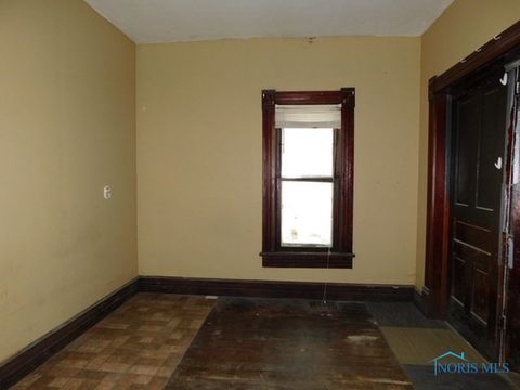 Tiny photo for 473 Windisch Street, Wauseon, OH 43567 (MLS # 6136903)