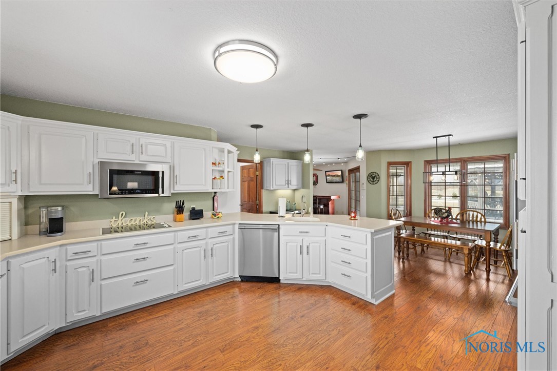 24568 Tracy Road, Perrysburg, Ohio image 22