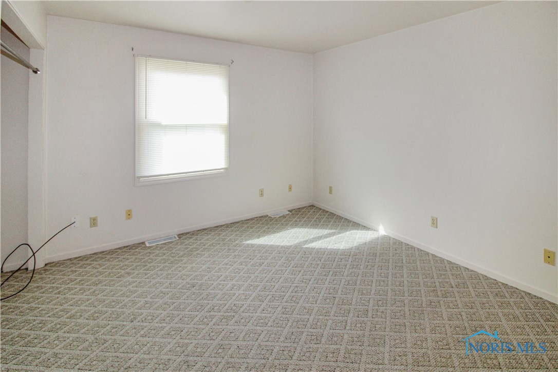 424 Short Street, Port Clinton, Ohio image 4