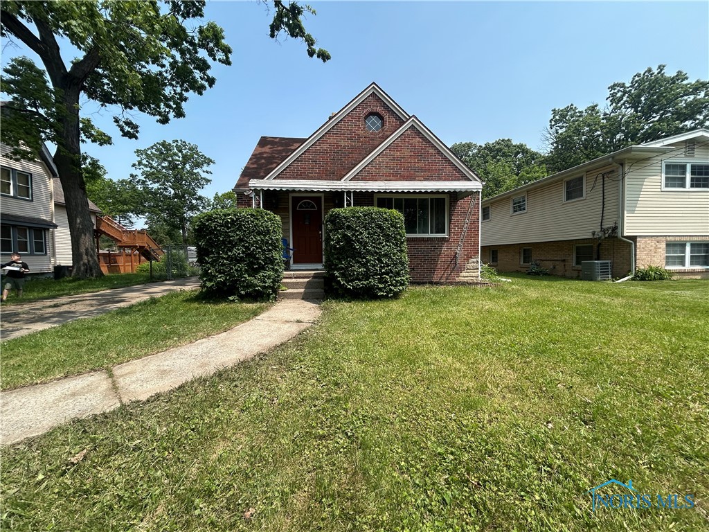 3030 Colby Drive, Toledo, Ohio image 4