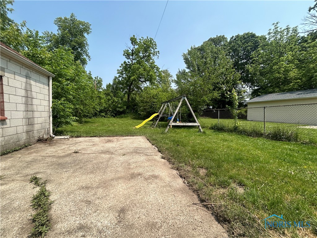 3030 Colby Drive, Toledo, Ohio image 26