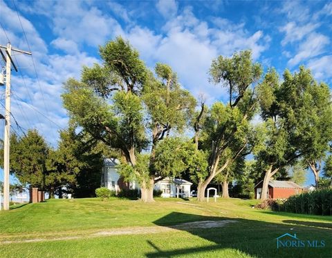 Tiny photo for 460 E Airport Highway, Wauseon, OH 43567 (MLS # 6106117)