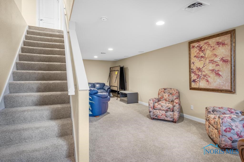 4614 Lakeside Drive, Maumee, Ohio image 30