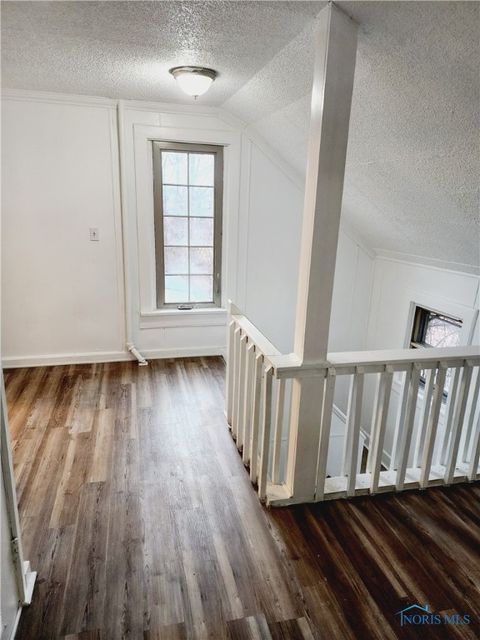 Tiny photo for 427 Everett Street, Toledo, OH 43608 (MLS # 6136324)