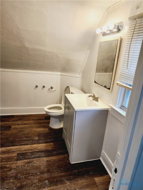 Tiny photo for 427 Everett Street, Toledo, OH 43608 (MLS # 6136324)