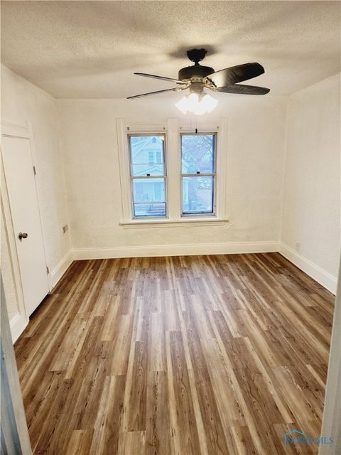 Tiny photo for 427 Everett Street, Toledo, OH 43608 (MLS # 6136324)