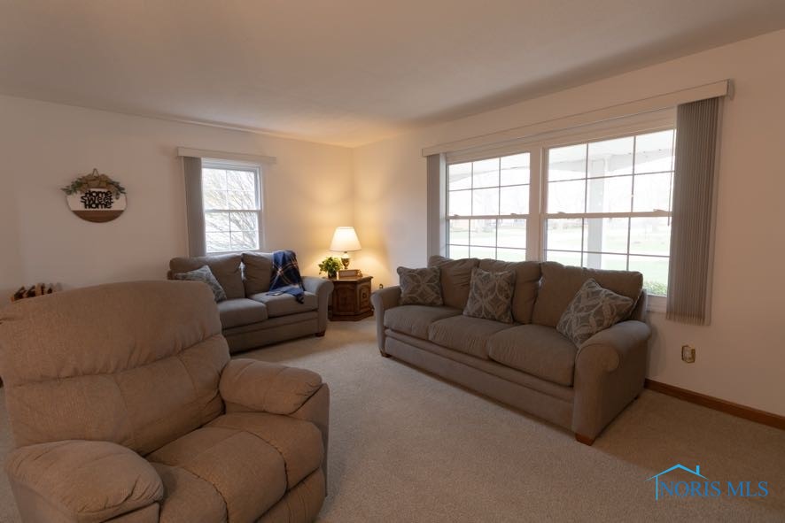 2266 Ragan Woods Drive, Toledo, Ohio image 7