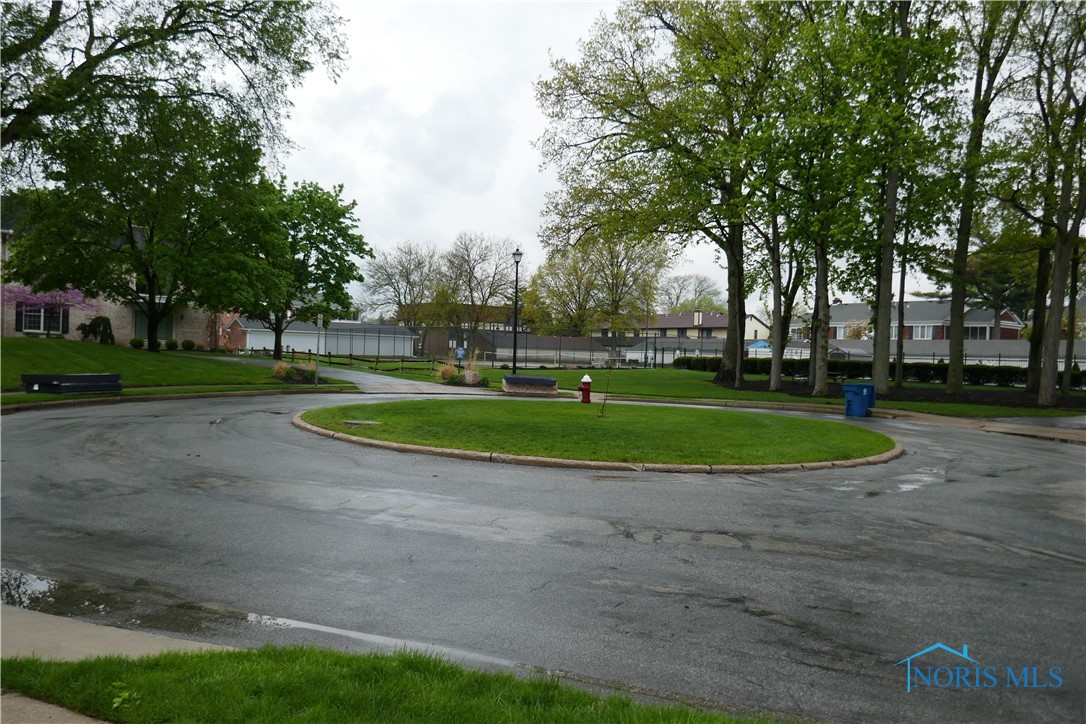 6553 Abbey #D13, Sylvania, Ohio image 31