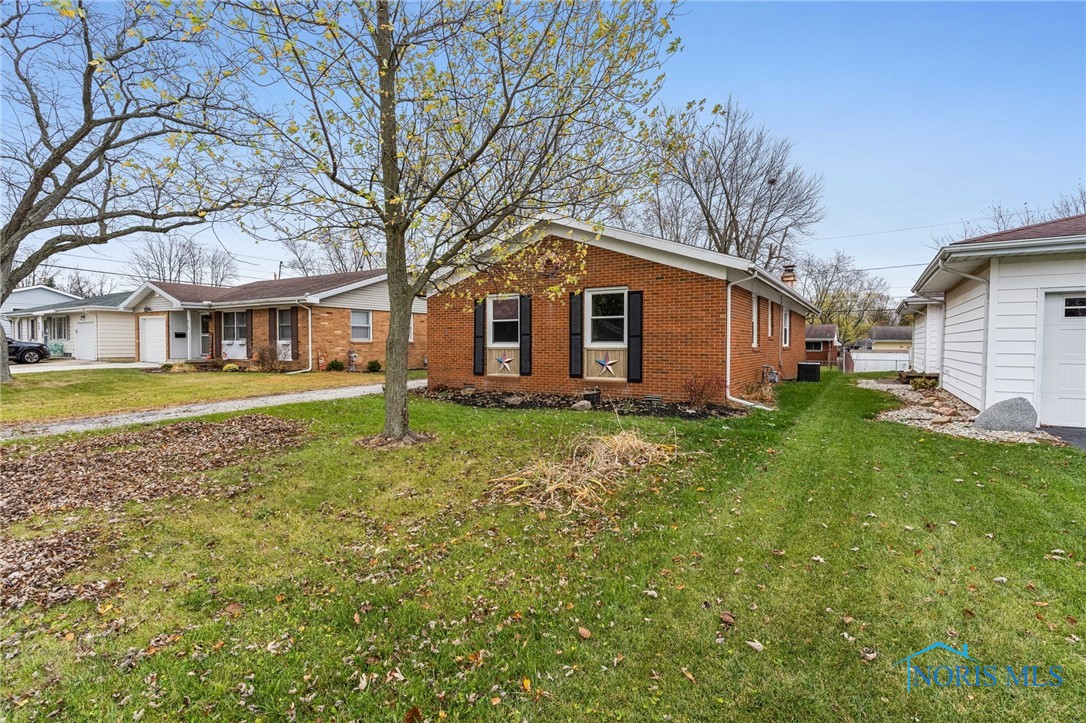 421 Edinborough Drive, Findlay, Ohio image 35