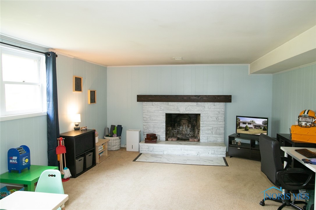 615 Hillcrest Avenue, Findlay, Ohio image 28