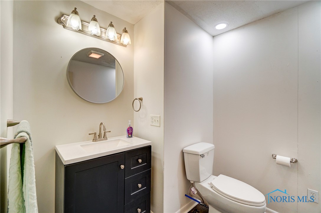 5021 Rudgate Boulevard, Toledo, Ohio image 38