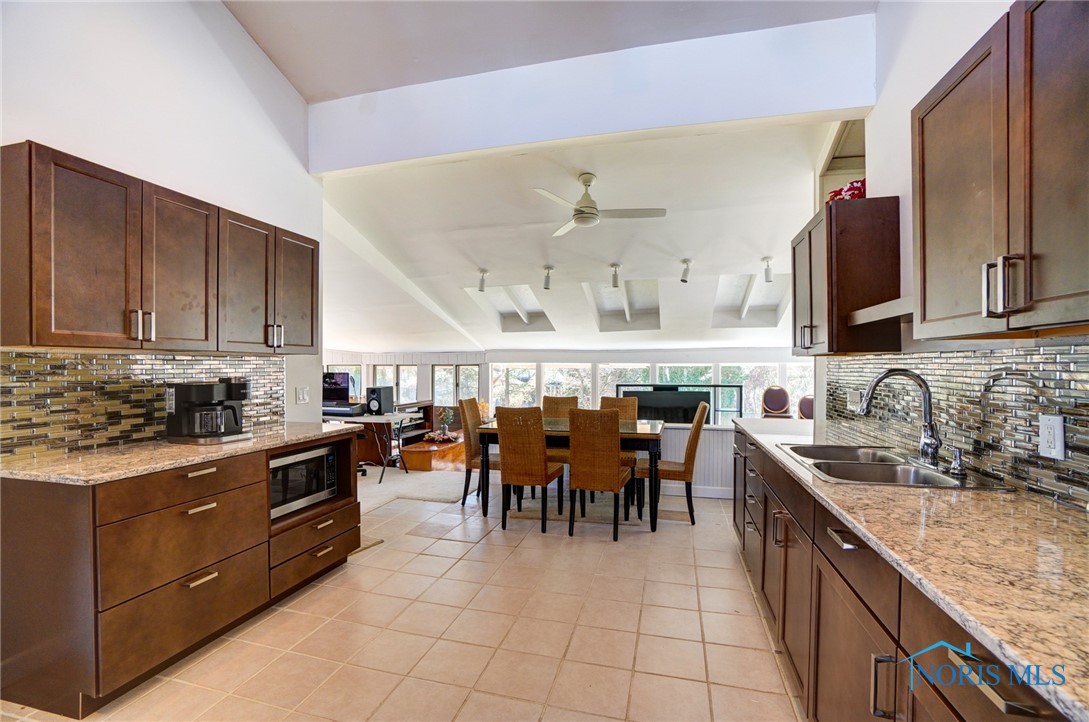 5021 Rudgate Boulevard, Toledo, Ohio image 18