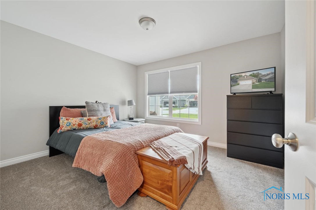 2056 Sunrise Creek Drive, Toledo, Ohio image 23