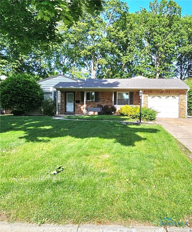 6032 W Benalex Drive, Toledo, Ohio image 5
