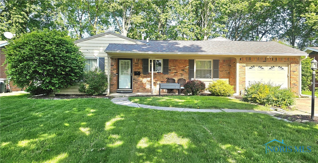 6032 W Benalex Drive, Toledo, Ohio image 1
